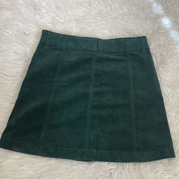 Forever 21 Green Mid Thigh Skirt - Picture 2 of 3